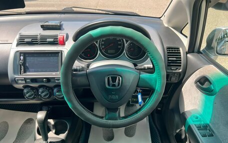 Honda Fit III, 2002 год, 559 000 рублей, 19 фотография