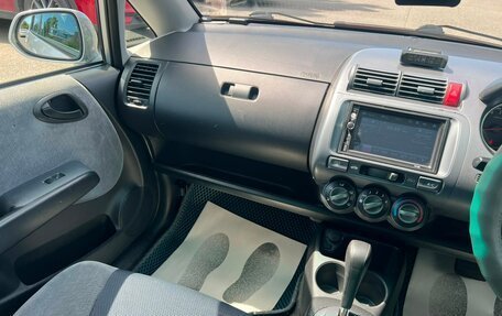 Honda Fit III, 2002 год, 559 000 рублей, 16 фотография