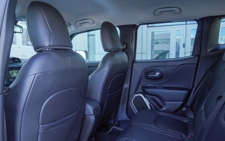 Jeep Renegade I рестайлинг, 2017 год, 1 250 000 рублей, 16 фотография