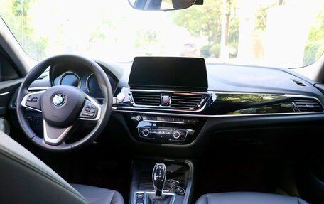 BMW 1 серия, 2021 год, 1 560 000 рублей, 12 фотография