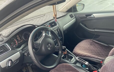 Volkswagen Jetta VI, 2013 год, 850 000 рублей, 8 фотография