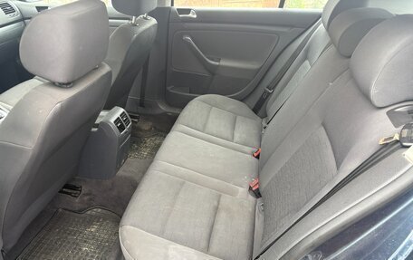 Volkswagen Golf V, 2005 год, 374 990 рублей, 10 фотография