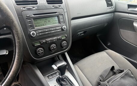 Volkswagen Golf V, 2005 год, 374 990 рублей, 13 фотография