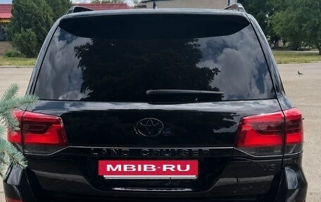 Toyota Land Cruiser 200, 2020 год, 7 450 000 рублей, 8 фотография
