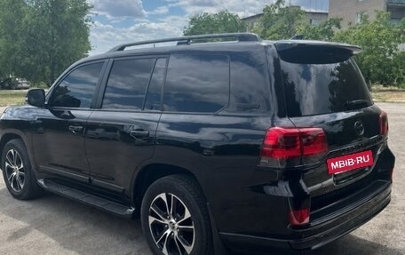 Toyota Land Cruiser 200, 2020 год, 7 450 000 рублей, 6 фотография
