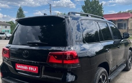 Toyota Land Cruiser 200, 2020 год, 7 450 000 рублей, 9 фотография