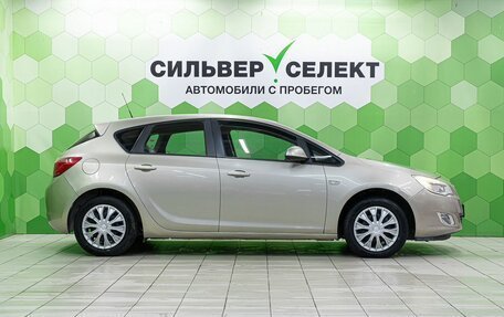 Opel Astra J, 2010 год, 650 000 рублей, 8 фотография