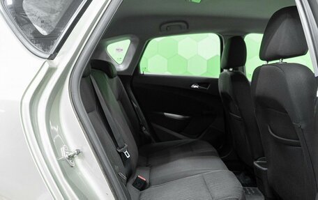 Opel Astra J, 2010 год, 650 000 рублей, 12 фотография