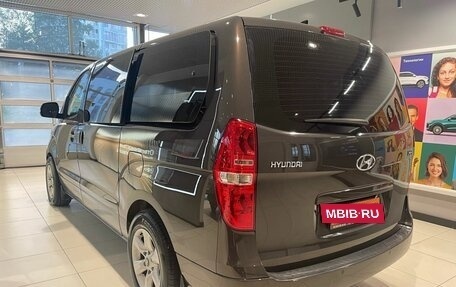 Hyundai H-1 II рестайлинг, 2019 год, 2 599 000 рублей, 2 фотография