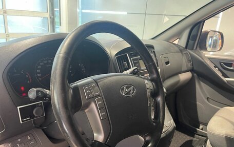 Hyundai H-1 II рестайлинг, 2019 год, 2 599 000 рублей, 18 фотография