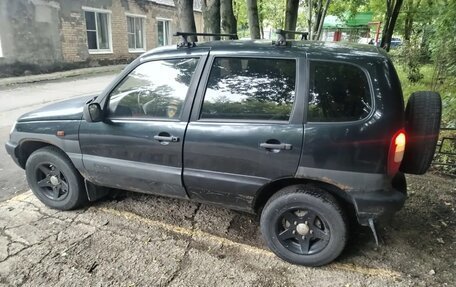 Chevrolet Niva I рестайлинг, 2006 год, 300 000 рублей, 2 фотография