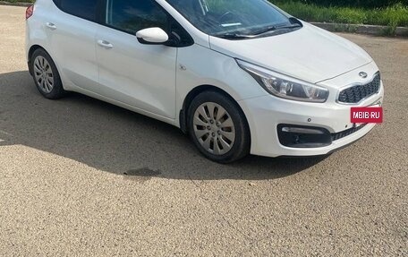 KIA cee'd III, 2018 год, 1 500 000 рублей, 2 фотография