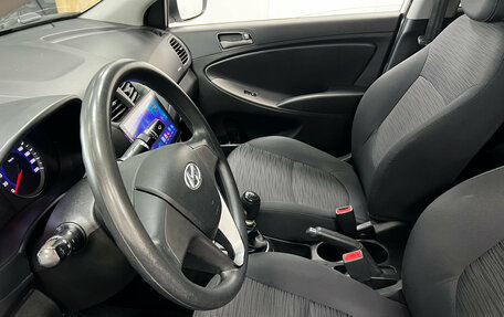 Hyundai Solaris II рестайлинг, 2014 год, 729 000 рублей, 12 фотография