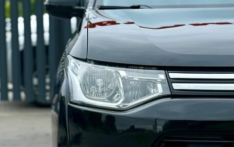 Mitsubishi Outlander III рестайлинг 3, 2013 год, 1 390 000 рублей, 9 фотография
