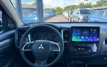 Mitsubishi Outlander III рестайлинг 3, 2013 год, 1 390 000 рублей, 22 фотография