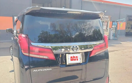 Toyota Alphard III, 2022 год, 6 000 000 рублей, 9 фотография