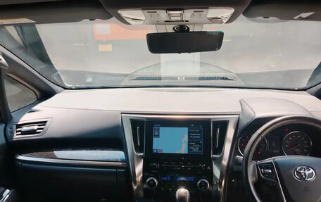 Toyota Alphard III, 2022 год, 6 000 000 рублей, 6 фотография