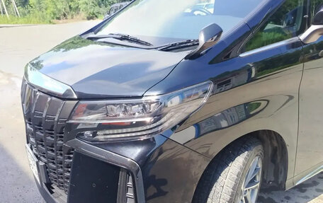 Toyota Alphard III, 2022 год, 6 000 000 рублей, 10 фотография