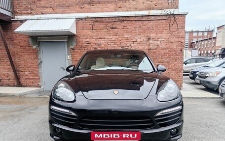 Porsche Cayenne III, 2012 год, 2 400 000 рублей, 2 фотография