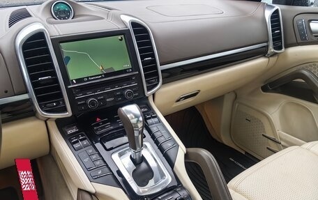 Porsche Cayenne III, 2012 год, 2 400 000 рублей, 16 фотография