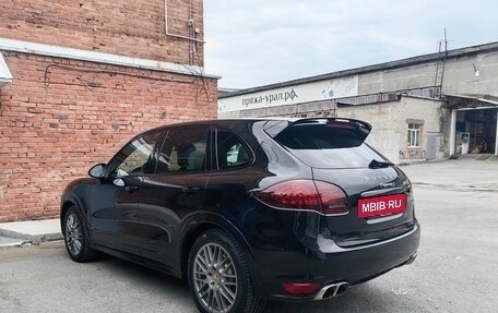 Porsche Cayenne III, 2012 год, 2 400 000 рублей, 7 фотография