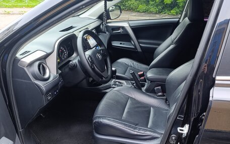 Toyota RAV4, 2017 год, 2 550 000 рублей, 3 фотография