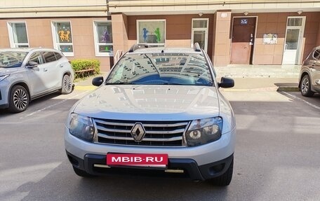 Renault Duster I рестайлинг, 2015 год, 960 000 рублей, 2 фотография