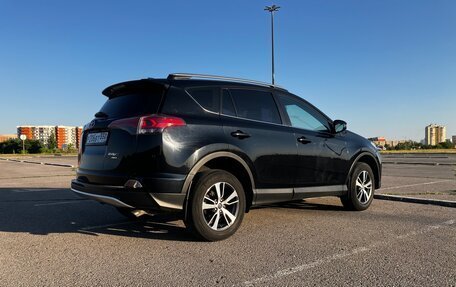 Toyota RAV4, 2019 год, 2 350 000 рублей, 21 фотография