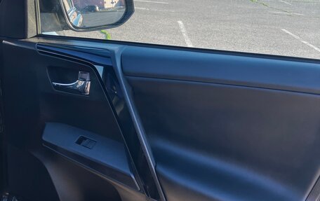 Toyota RAV4, 2019 год, 2 350 000 рублей, 15 фотография