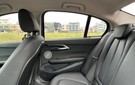 BMW 1 серия, 2023 год, 1 610 000 рублей, 10 фотография