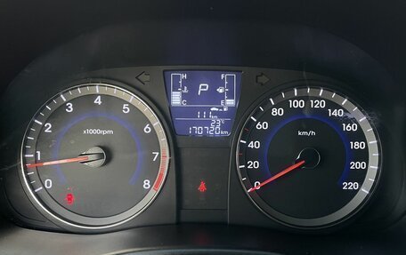 Hyundai Solaris II рестайлинг, 2014 год, 945 000 рублей, 14 фотография