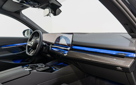 BMW 5 серия, 2025 год, 9 449 000 рублей, 11 фотография