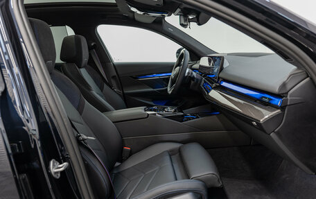 BMW 5 серия, 2025 год, 9 449 000 рублей, 10 фотография