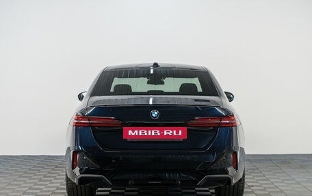 BMW 5 серия, 2025 год, 9 449 000 рублей, 6 фотография