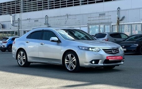 Honda Accord VIII рестайлинг, 2011 год, 1 050 000 рублей, 2 фотография
