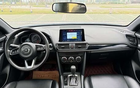 Mazda CX-4, 2022 год, 1 700 000 рублей, 9 фотография