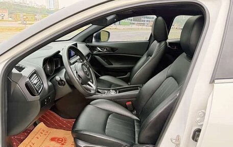 Mazda CX-4, 2022 год, 1 700 000 рублей, 8 фотография