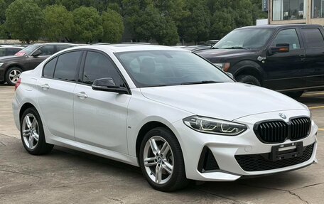 BMW 1 серия, 2021 год, 1 690 000 рублей, 3 фотография