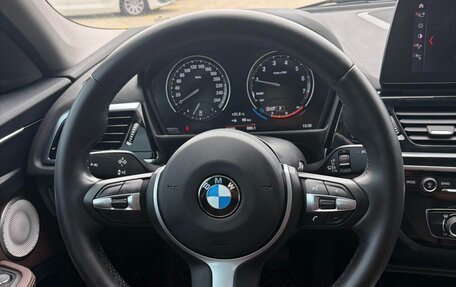 BMW 1 серия, 2021 год, 1 690 000 рублей, 11 фотография