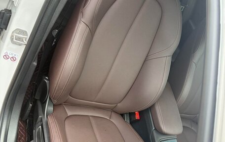 BMW 1 серия, 2021 год, 1 690 000 рублей, 10 фотография