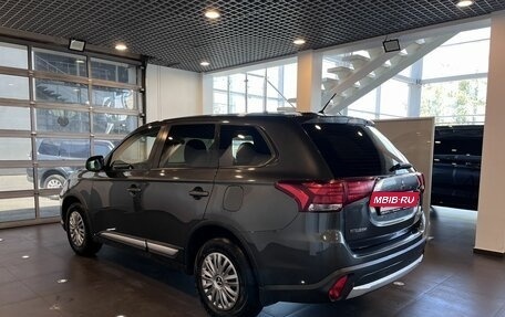 Mitsubishi Outlander III рестайлинг 3, 2016 год, 2 030 000 рублей, 5 фотография