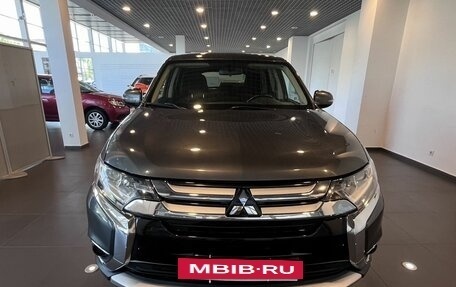 Mitsubishi Outlander III рестайлинг 3, 2016 год, 2 030 000 рублей, 8 фотография