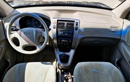 Hyundai Tucson III, 2005 год, 669 000 рублей, 10 фотография