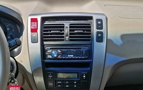 Hyundai Tucson III, 2005 год, 669 000 рублей, 13 фотография