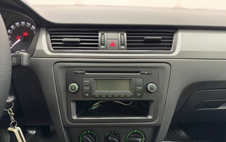 Skoda Rapid I, 2014 год, 999 000 рублей, 14 фотография