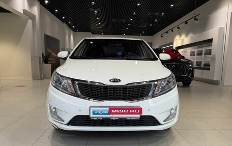 KIA Rio III рестайлинг, 2013 год, 800 000 рублей, 2 фотография