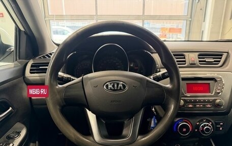 KIA Rio III рестайлинг, 2013 год, 800 000 рублей, 14 фотография