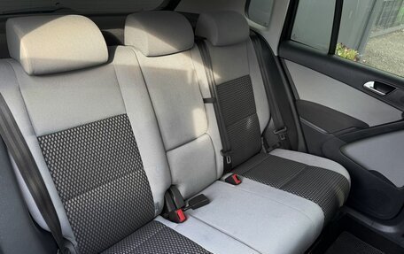 Volkswagen Tiguan I, 2010 год, 1 075 000 рублей, 12 фотография