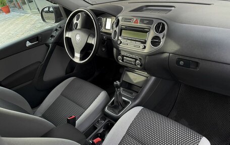Volkswagen Tiguan I, 2010 год, 1 075 000 рублей, 13 фотография