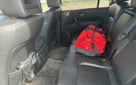 Nissan Patrol, 2011 год, 2 300 000 рублей, 15 фотография